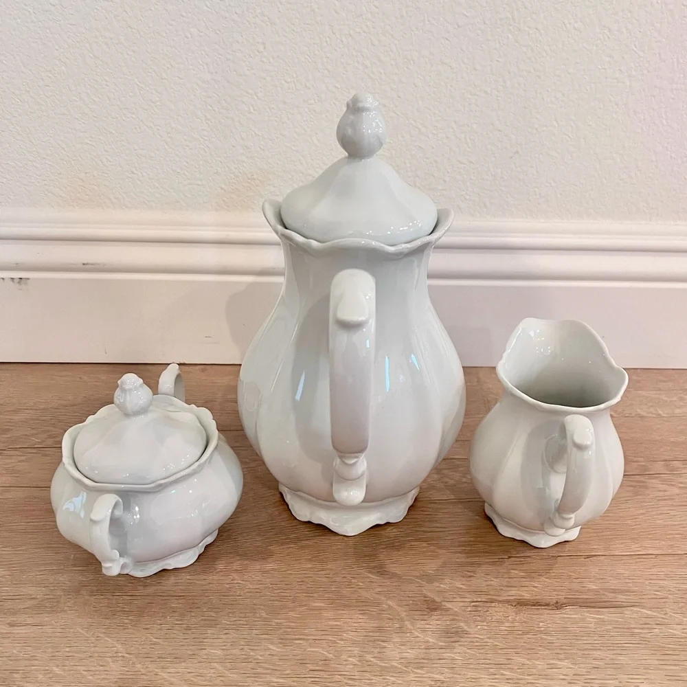 Mitterteich Bavaria Germany Tea Pot Creamer‎ & Sugar Set White Rose Lid Top Vtg
